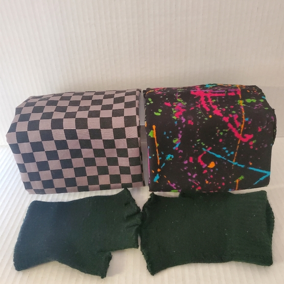 Emo Bandanas Checkered Paint Splatter Fingerless Knit Gloves Lot of 3 - Picture 2 of 12